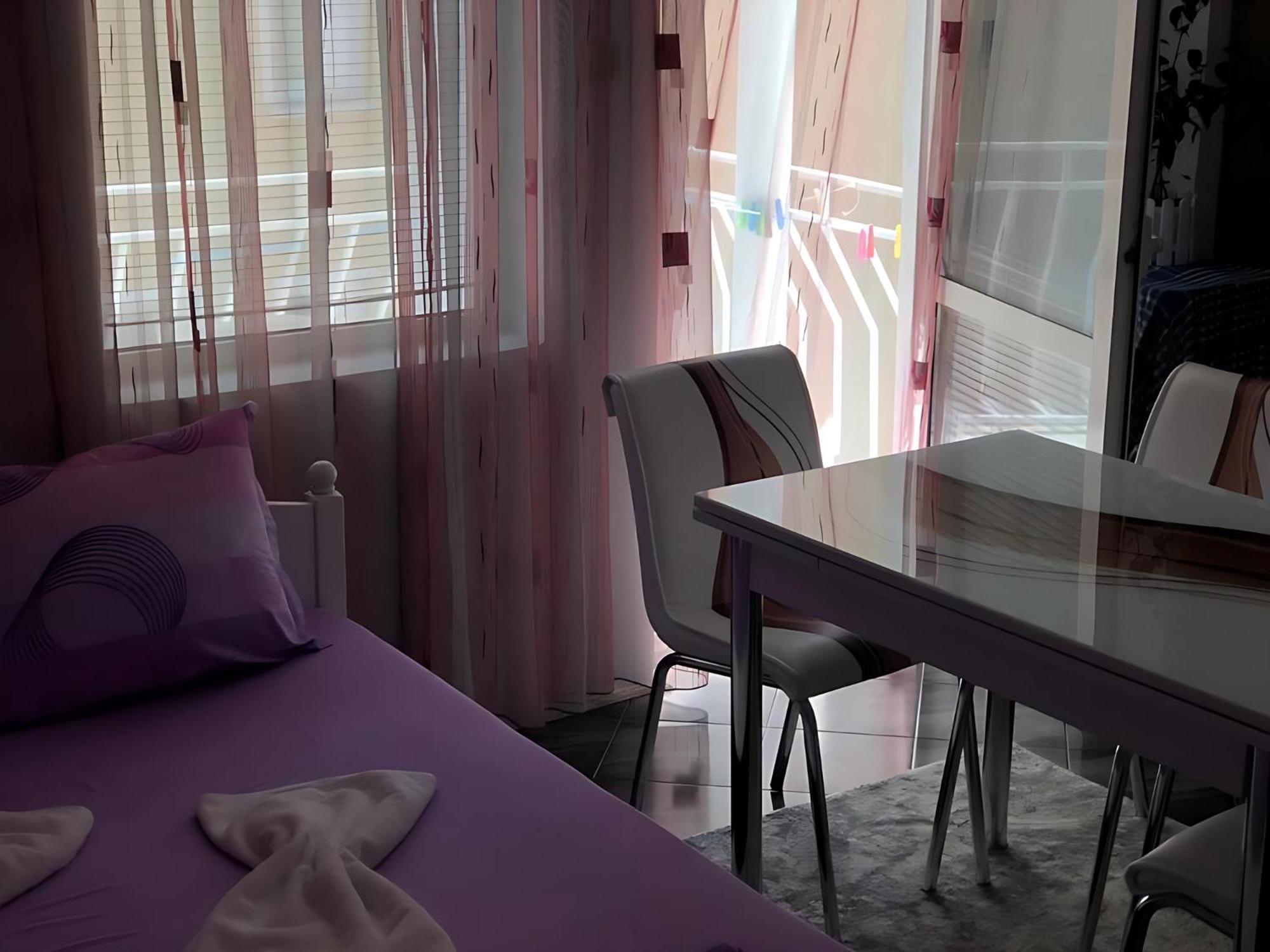 Guesthouse Flora キテン エクステリア 写真