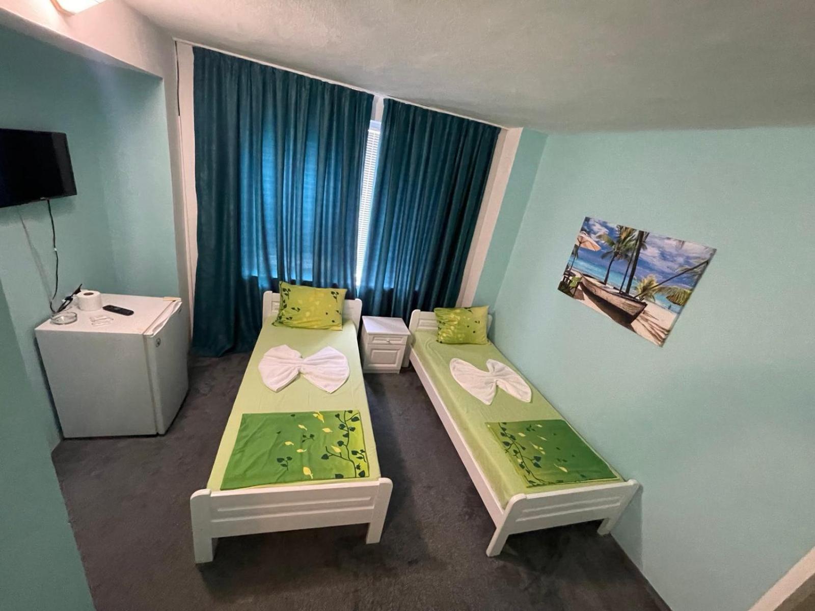 Guesthouse Flora キテン エクステリア 写真